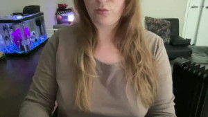 How to make women squirt Quick demonstration and explanation You need a Towel for the mess Oil or lube if needed And a