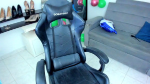 I would have preferred to be your hands that put lotion on me 2947269