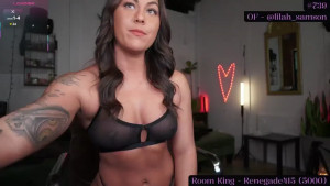 Midday fk 32 08 - 19 97 femalien69 popped up on my radar a few months ago and I started following flirting with her We