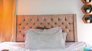 Vanegia 1961 vanegia1961 Hello baby a beautiful Spain babe with a huge ass and natural tits is waiting for you to