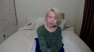 I m too much of a baby to leave the house in the weather 2902339