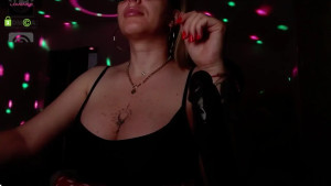 I m so horny DM if you want to see more kimikopretty