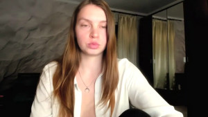 Play with dildo Tip me and I ll send you a video of me playing with dildo 2866919