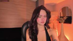 Waking up when you really wanna fck and not being able to really is no fun I really just wanna cum on a cock 2969911