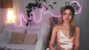 Tips welcome Me sucking cock more videos to come anything you all would like to see My pussy being licked More solo