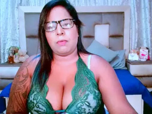 Good day my loves How are you feeling today It s cloudy outside so I decided to keep warm by giving you some action Do