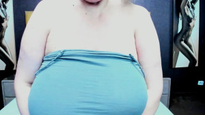 Ed ecco a te microbo esserino due interpretazioni diverse della categoria giantess Piedi sporchissimi dopo due giorni di