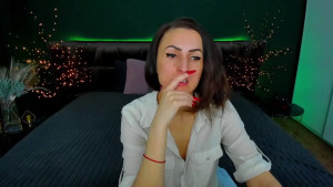 The last of this clown set quite pleased with this oufit really I ended up wearing it for halloween too I miss halloween