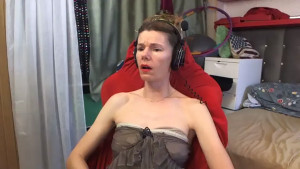 If u are boring and lonely tonight just coming my big boobs are waiting for u 如果今晚你孤單 就進來吧